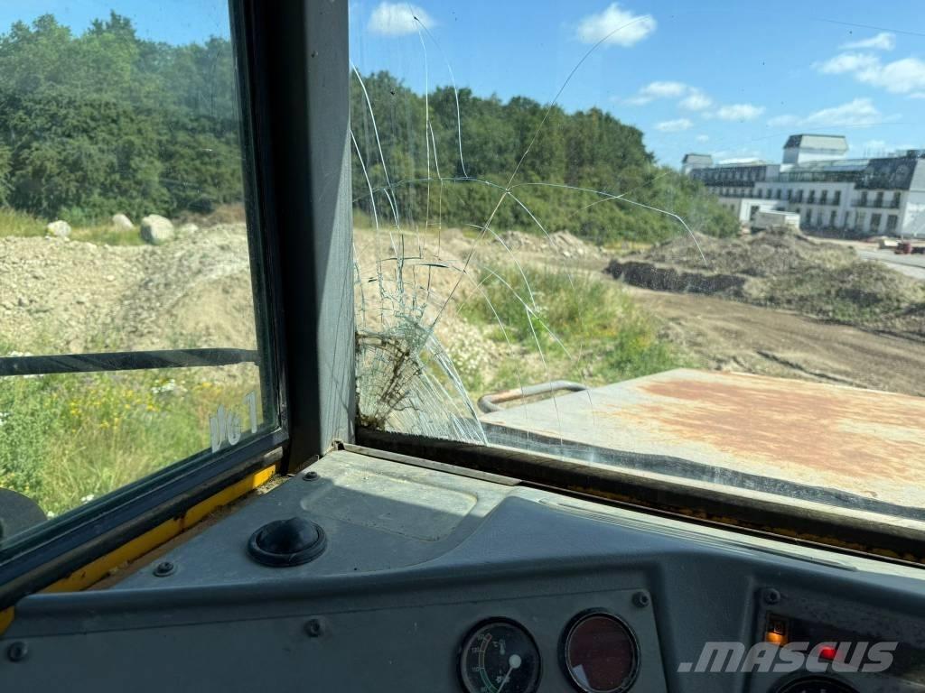 Volvo A 25 C Ne cestni demperji