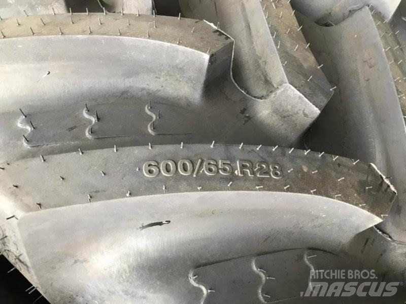 BKT 600/65R28 Gume, kolesa in platišča