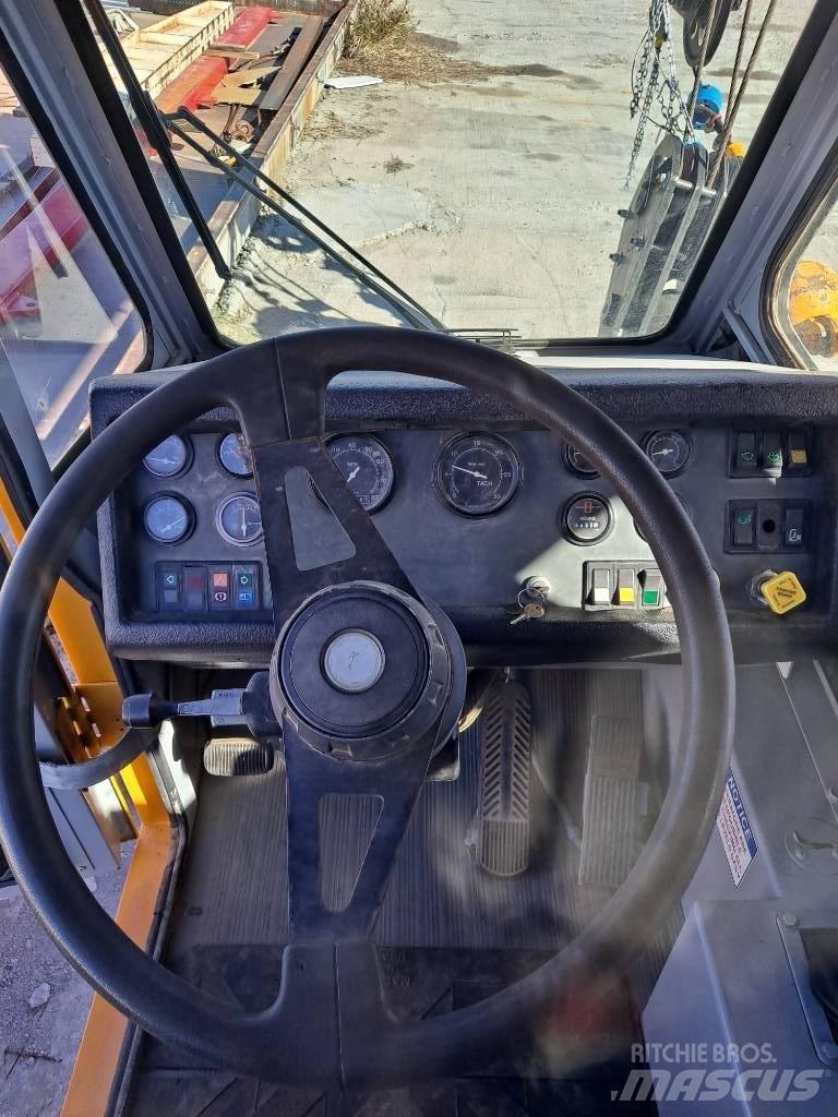 P&H CNT 650 Dvigala na gosenicah