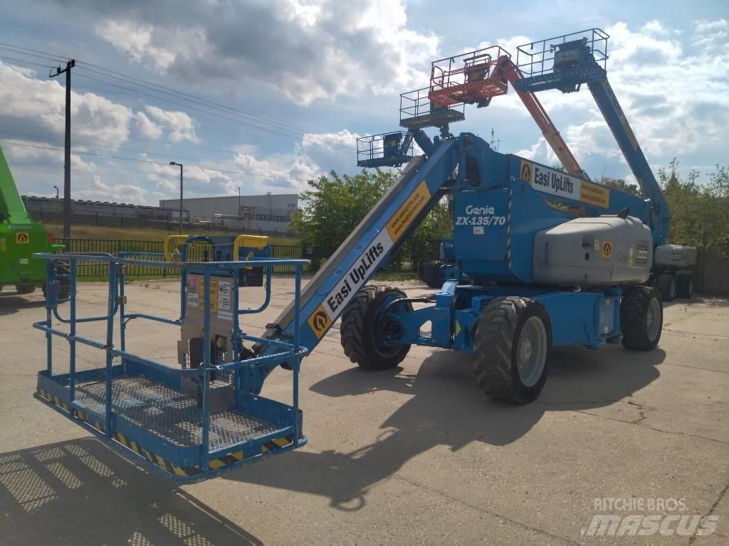 Genie ZX 135/70 Zglobne dvižne ploščadi