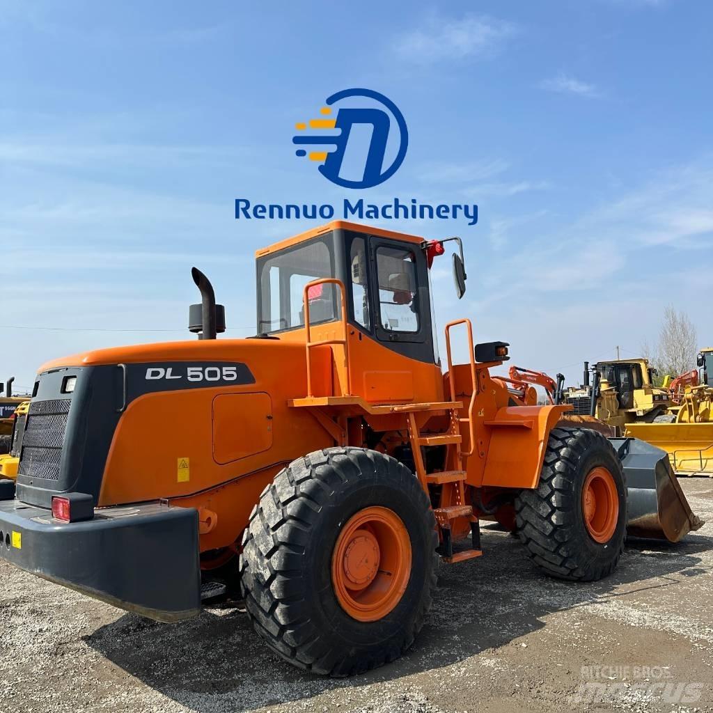 Doosan DL505 Kolesni nakladalci