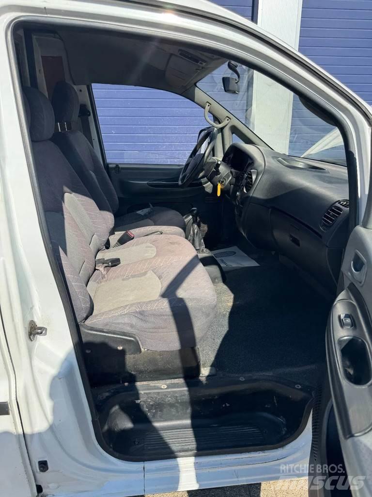 Hyundai H200 Zabojni kombi