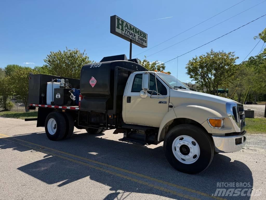 Ford F 750 XLT Komunalna vozila