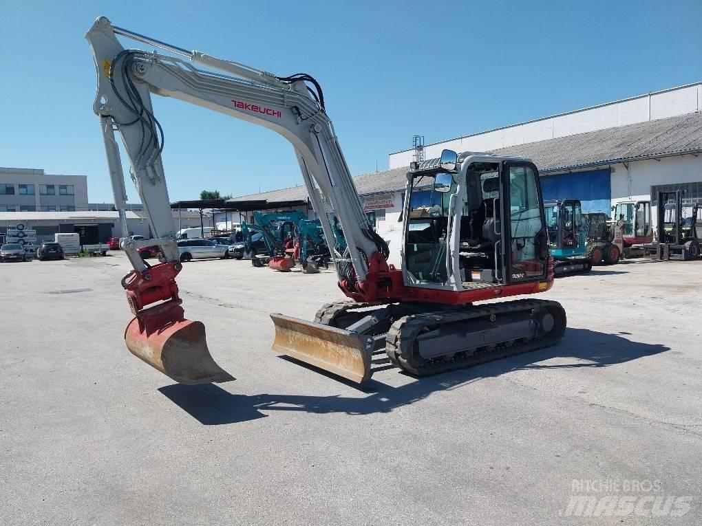 Takeuchi TB290-2 Midi bagri 7t – 12t