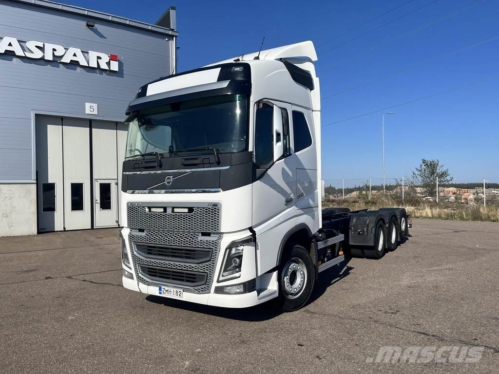 Volvo FH Tovornjaki-šasije