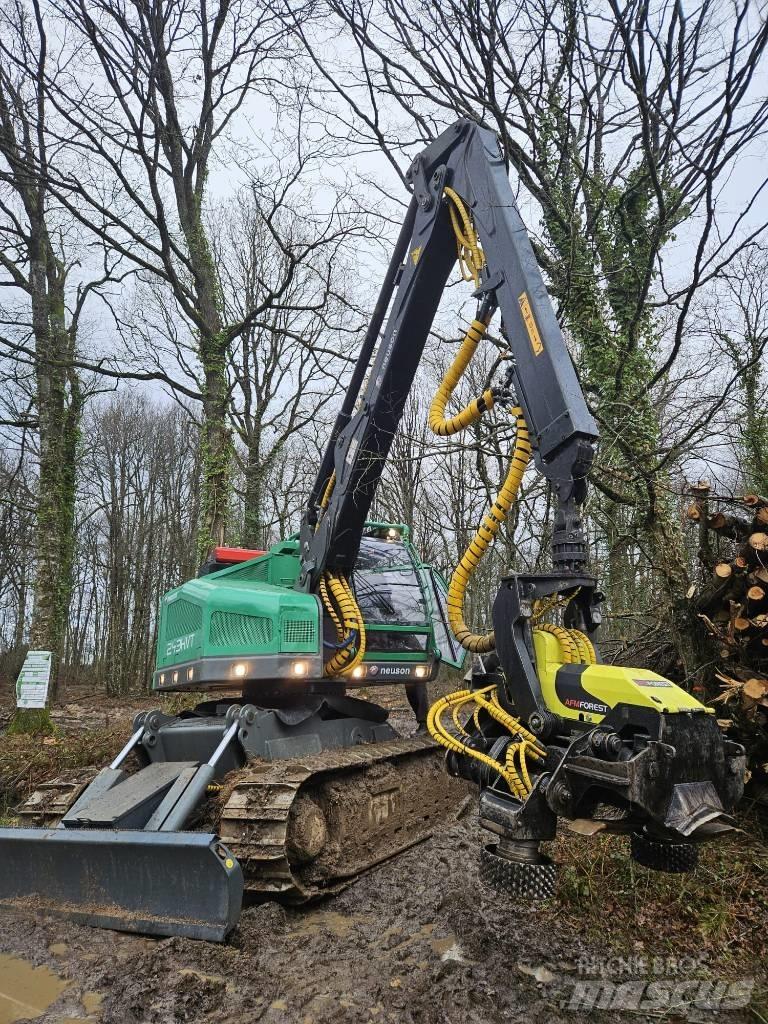 Neuson 243 HVT Harvesterji