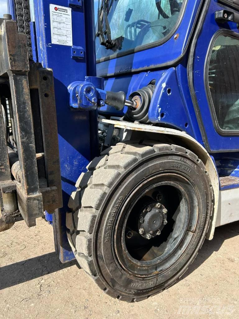 Komatsu FD 30 T-14 Dizelski viličarji