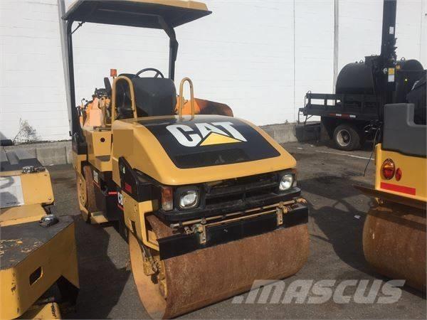 CAT CB 334 D Dvojni valjarji