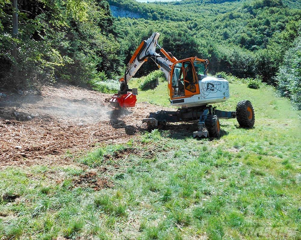 Euromach R125 Amfibijski bagri