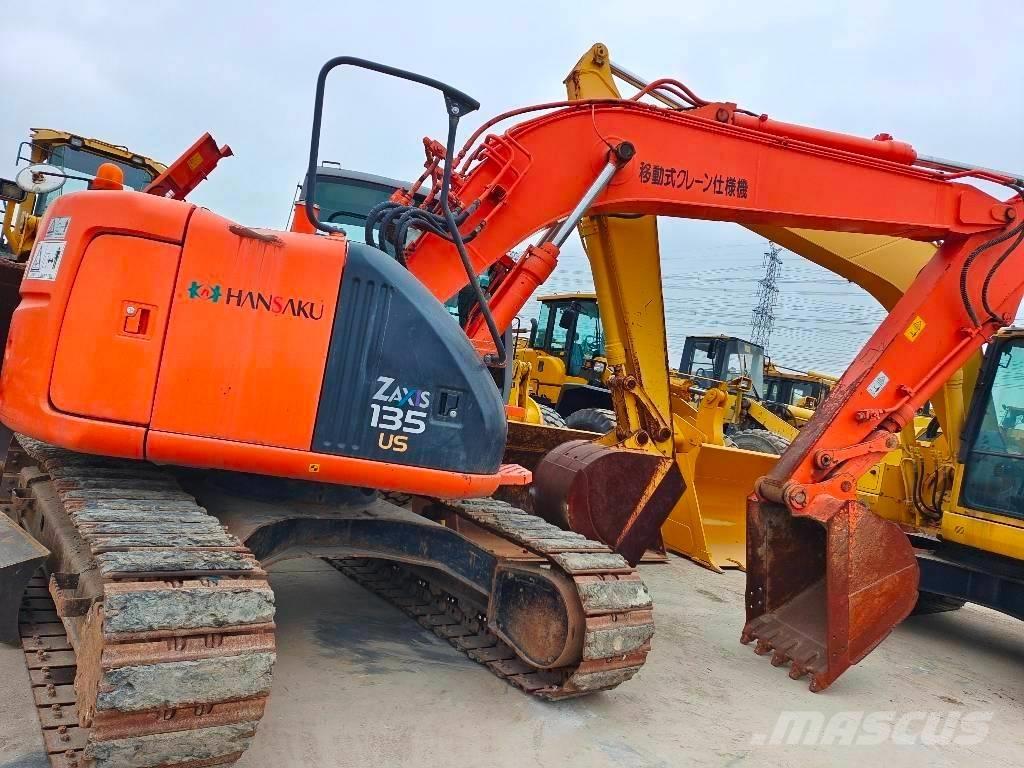 Hitachi ZX 135 US Bagri goseničarji