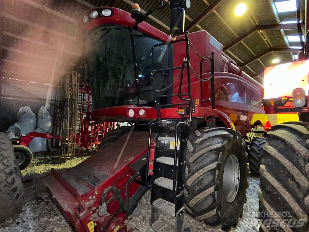 Case IH 9120 Kombajni