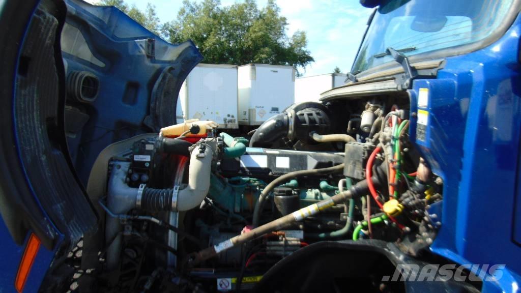 Volvo VNX 300 Drugi tovornjaki