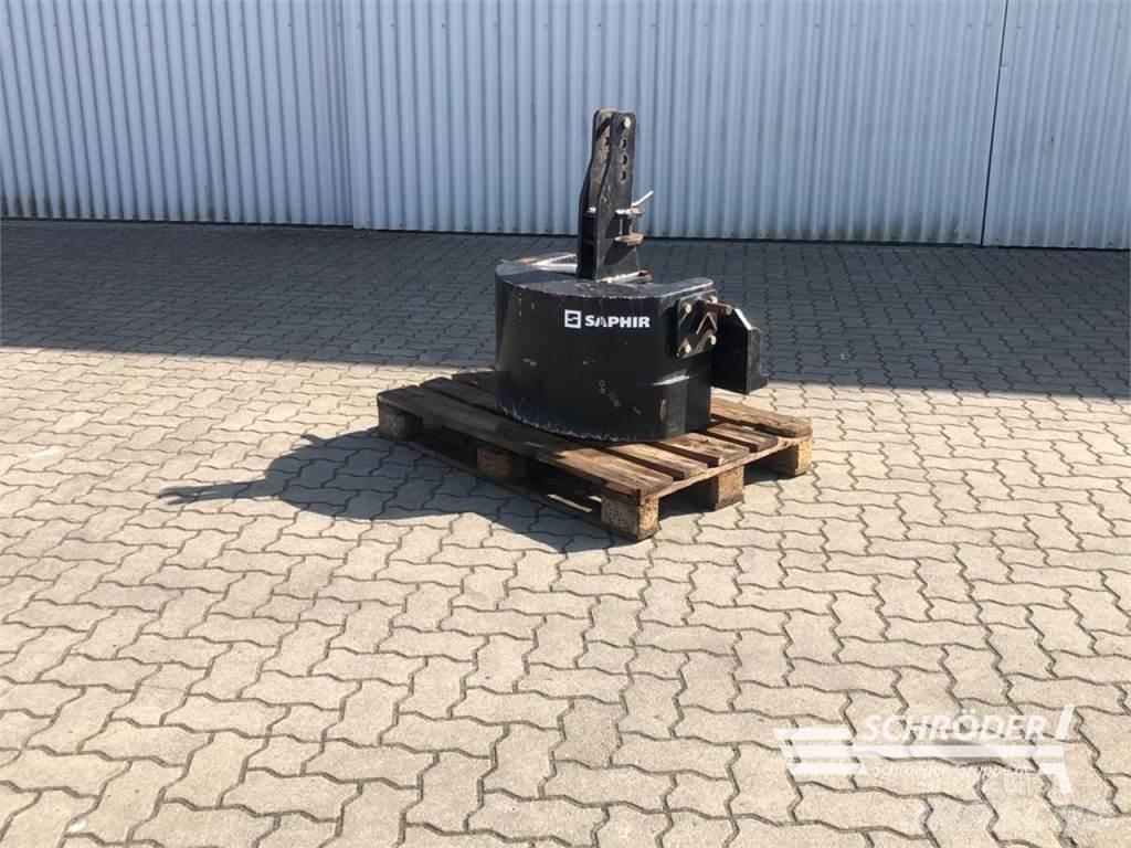  900KG GUSSGEWICHT Druga oprema za traktorje