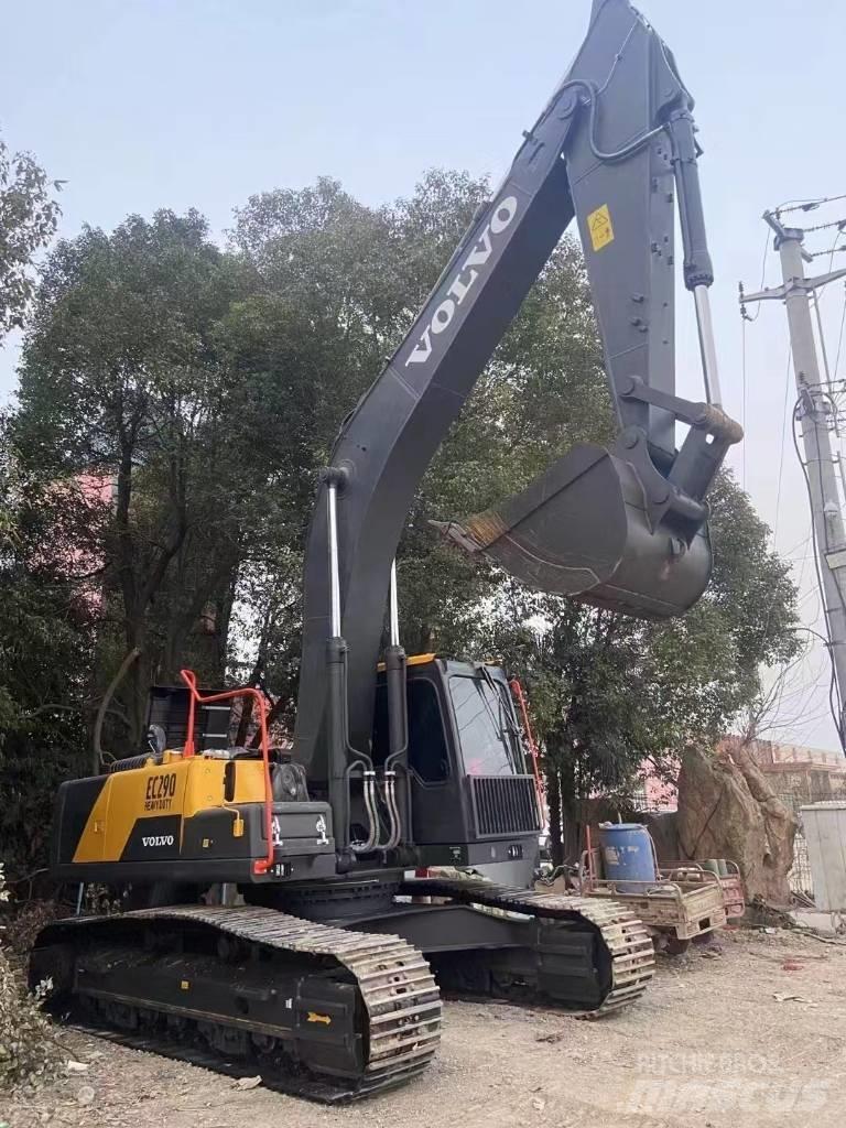 Volvo 290D Bagri goseničarji