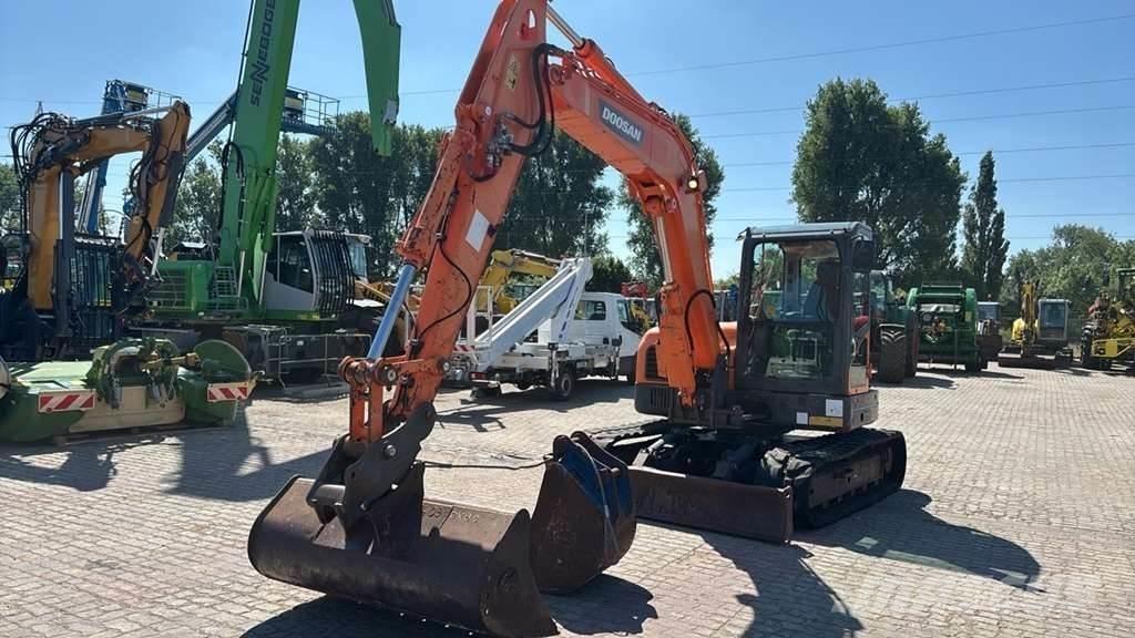 Doosan DX85 0 Posebni bagri