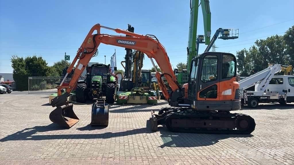 Doosan DX85 0 Posebni bagri