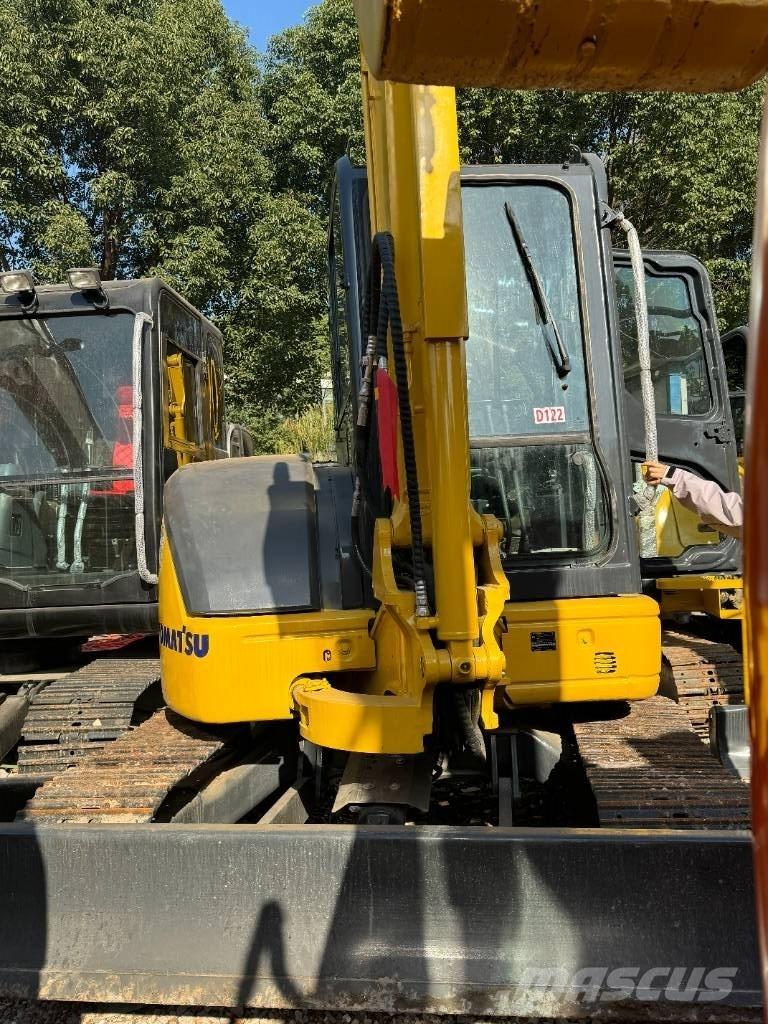 Komatsu PC 40 Bagri goseničarji