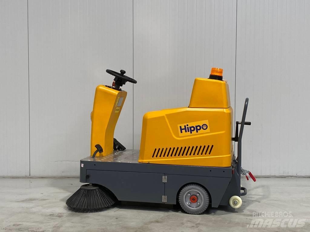  Hippo S1150 Cestni pometači