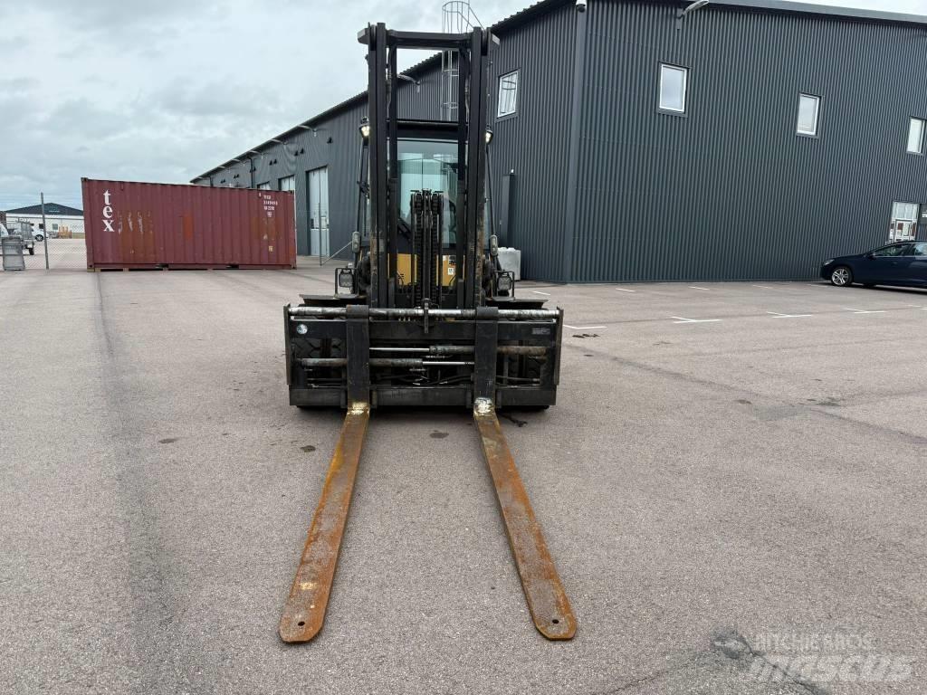 CAT DP45NB Dizelski viličarji