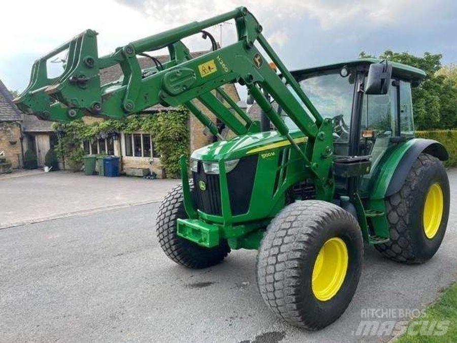 John Deere 5100 M Traktorji