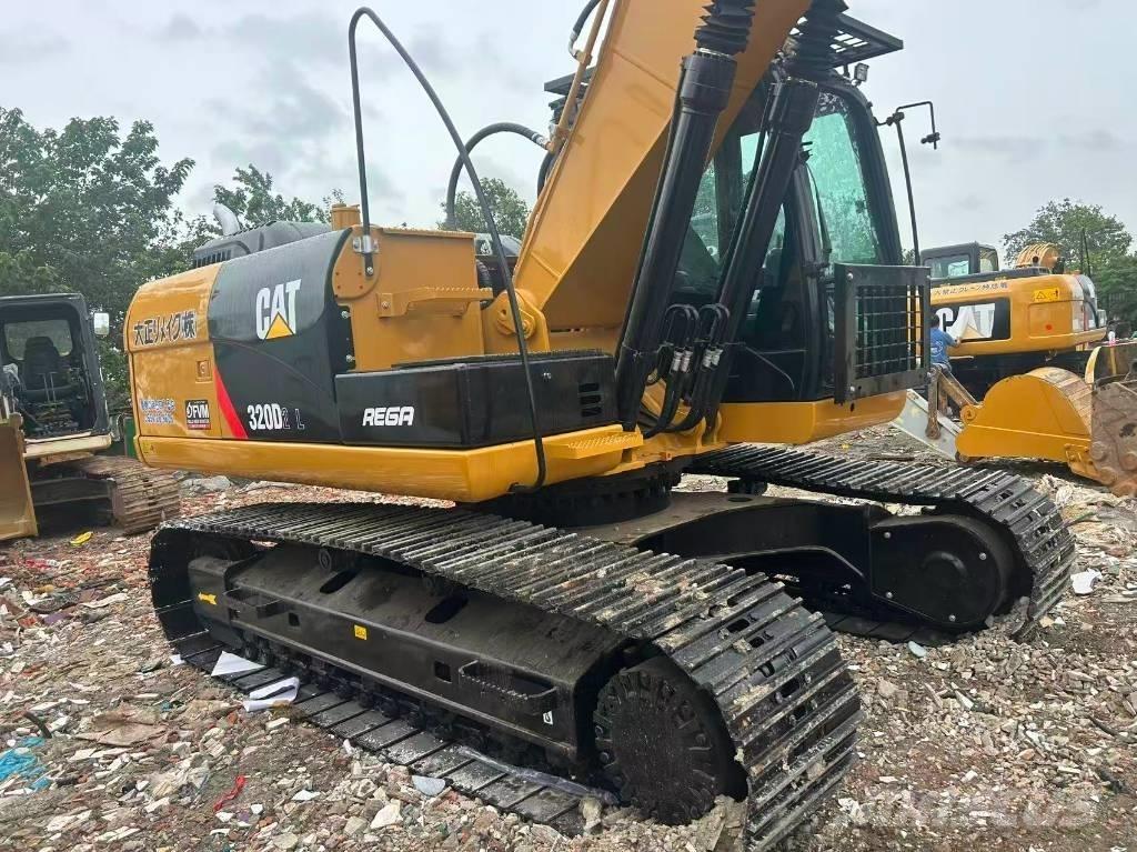 CAT 320D2L Bagri goseničarji