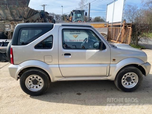 Suzuki Jimny Terenska vozila