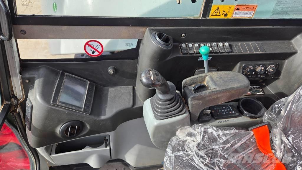 Takeuchi TB 290 Midi bagri 7t – 12t