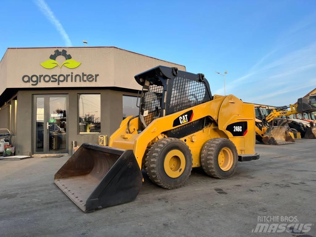 CAT 246 C Skid steer mini nakladalci
