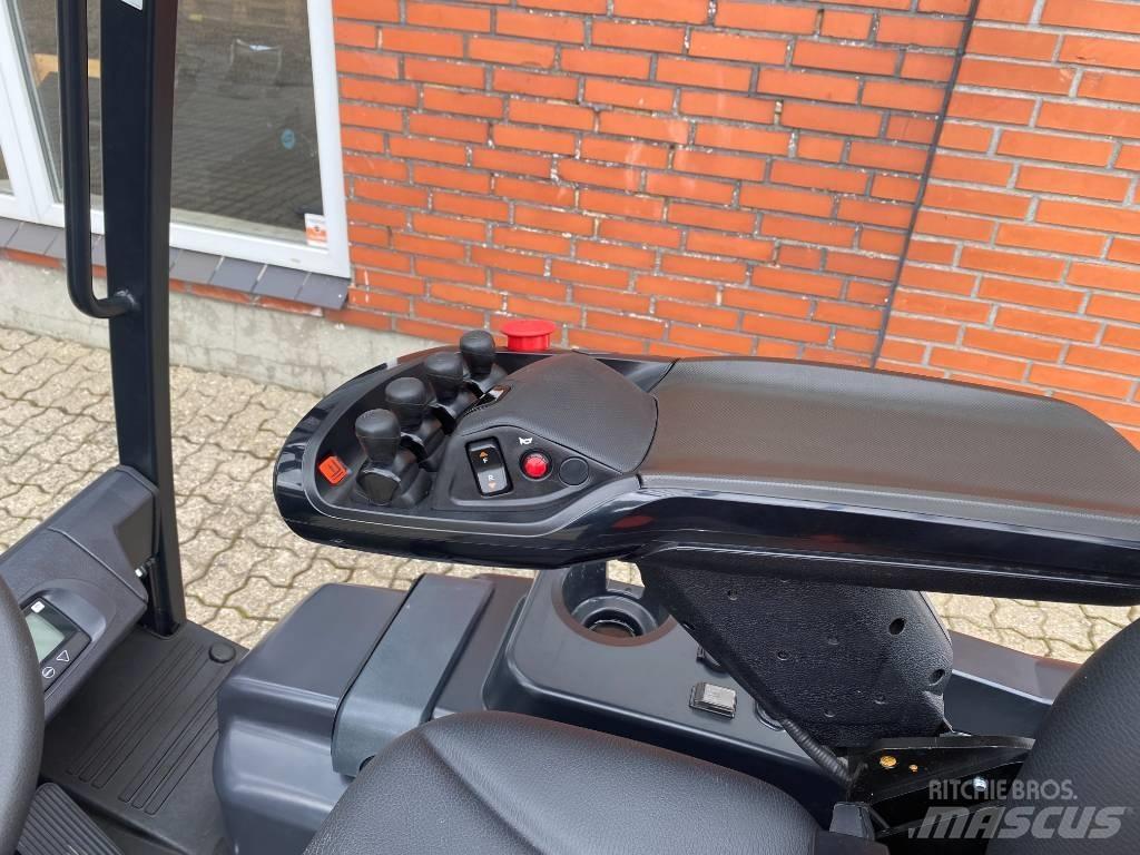Bobcat B15T-7 Plus Električni viličarji