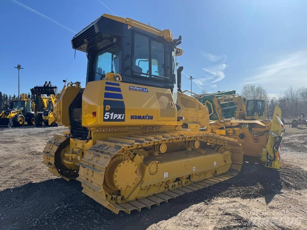 Komatsu D51PXI-24E0 Buldožerji goseničarji