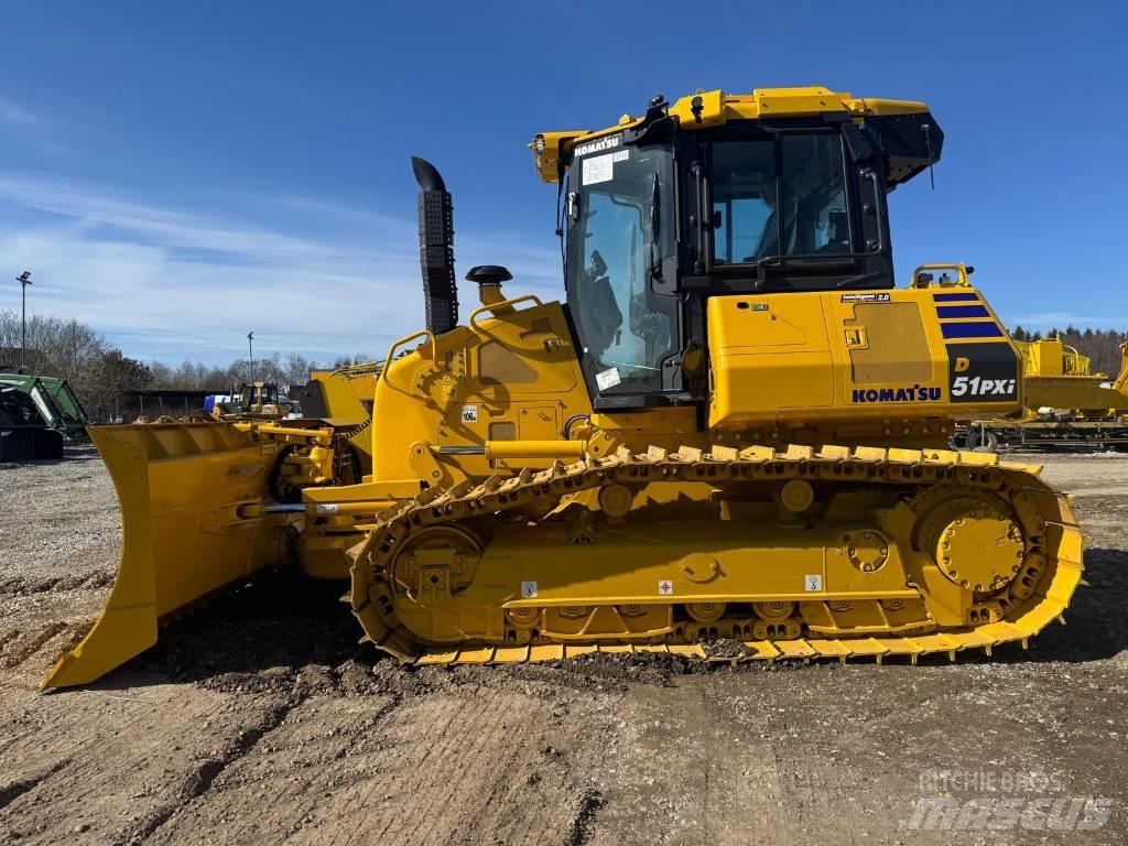 Komatsu D51PXI-24E0 Buldožerji goseničarji