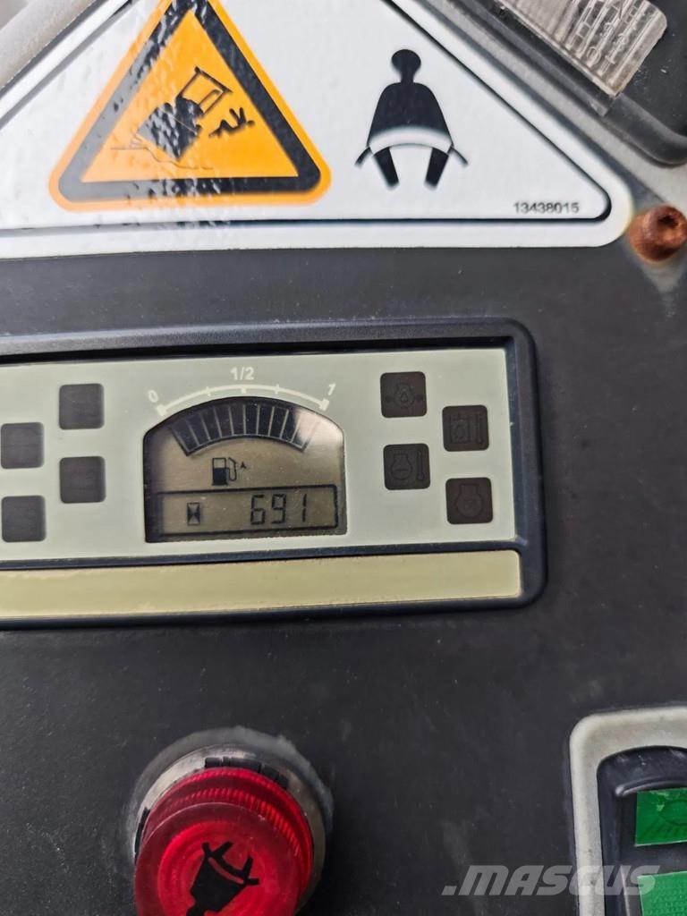 Volvo SD 25 Kolesni valjarji s pnevmatikami