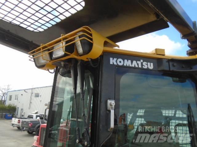 Komatsu D61PX-24 Buldožerji goseničarji
