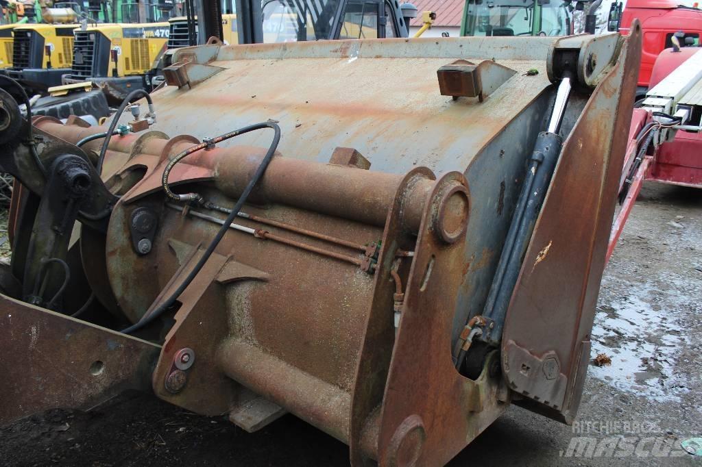 Volvo L 110 F Kolesni nakladalci