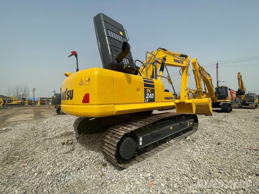 Komatsu PC 240 LC Bagri goseničarji