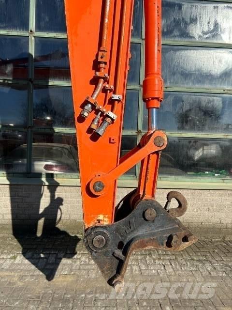 Hitachi ZX 160 W Bagri na kolesih