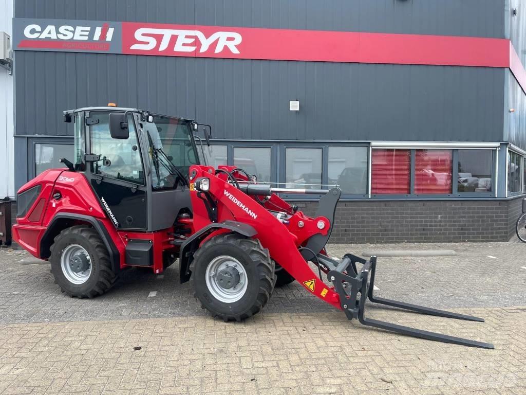 Weidemann 3060 Kolesni nakladalci