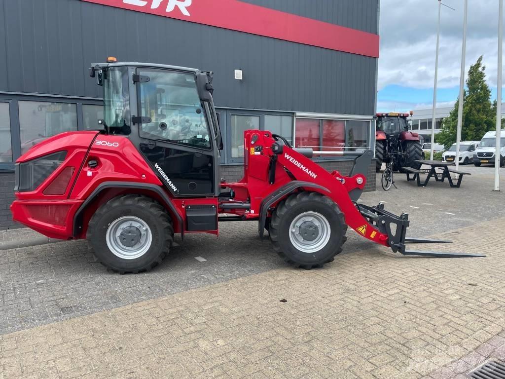 Weidemann 3060 Kolesni nakladalci