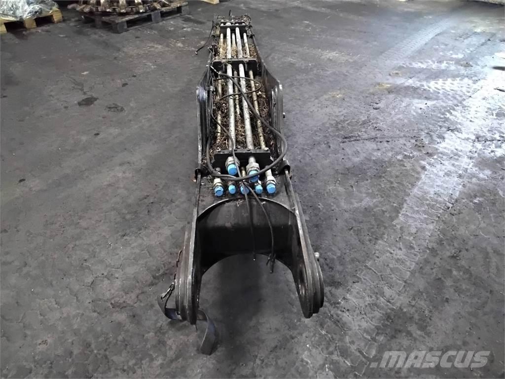 John Deere CH786 Dvigala za gozdne kombajne