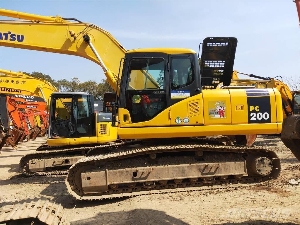Komatsu PC 200-7 Bagri goseničarji