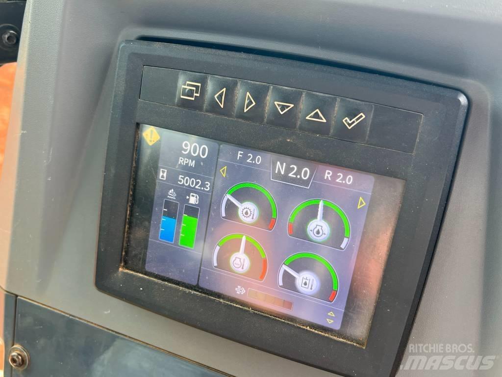 John Deere 750L LGP Buldožerji goseničarji