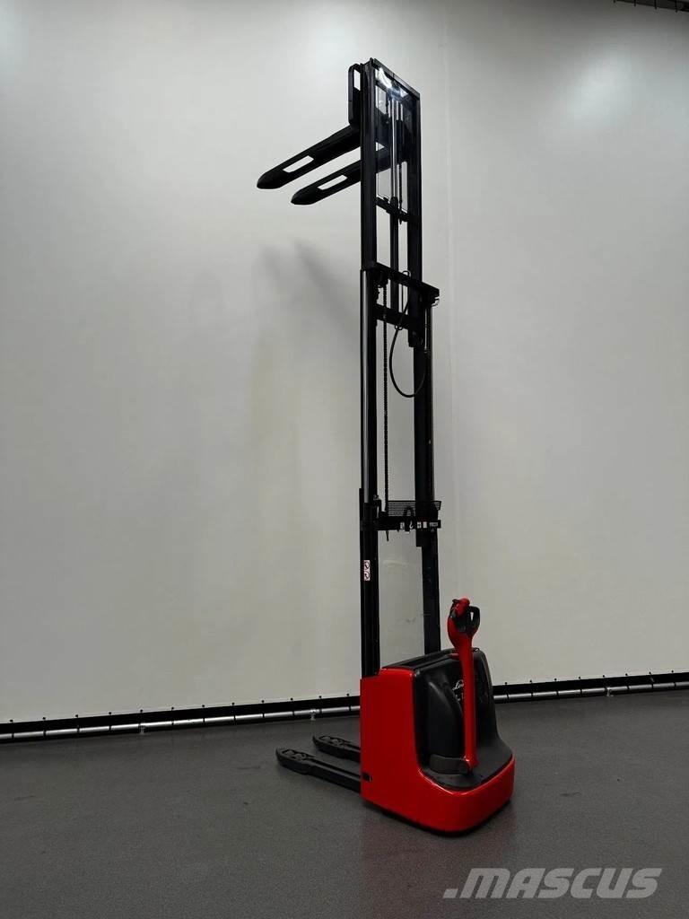 Linde L 12 I Ročni električni viličar
