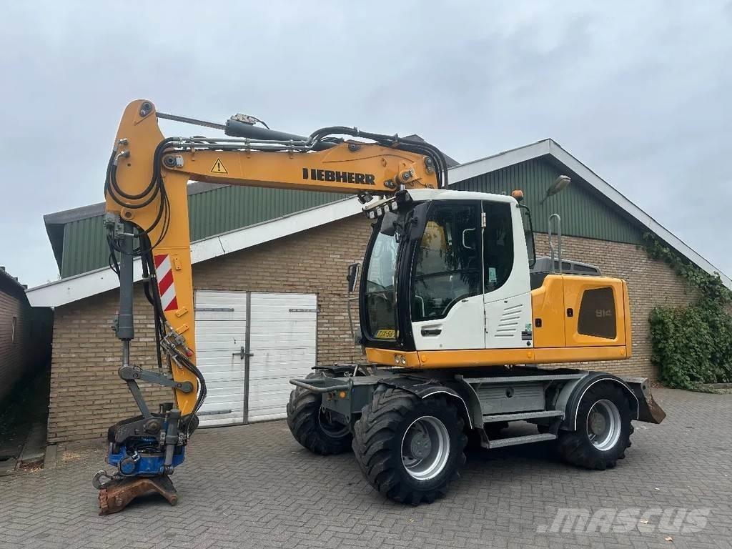 Liebherr A914 Bagri na kolesih