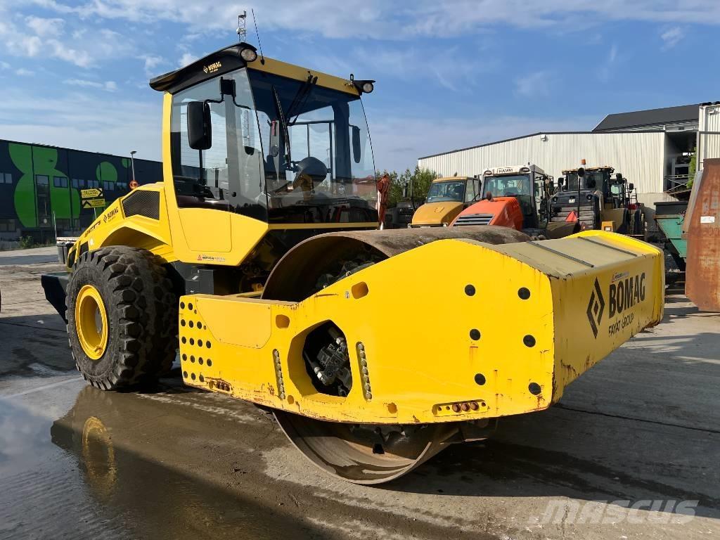 Bomag BW 226 BVC-5 Enojni valjarji