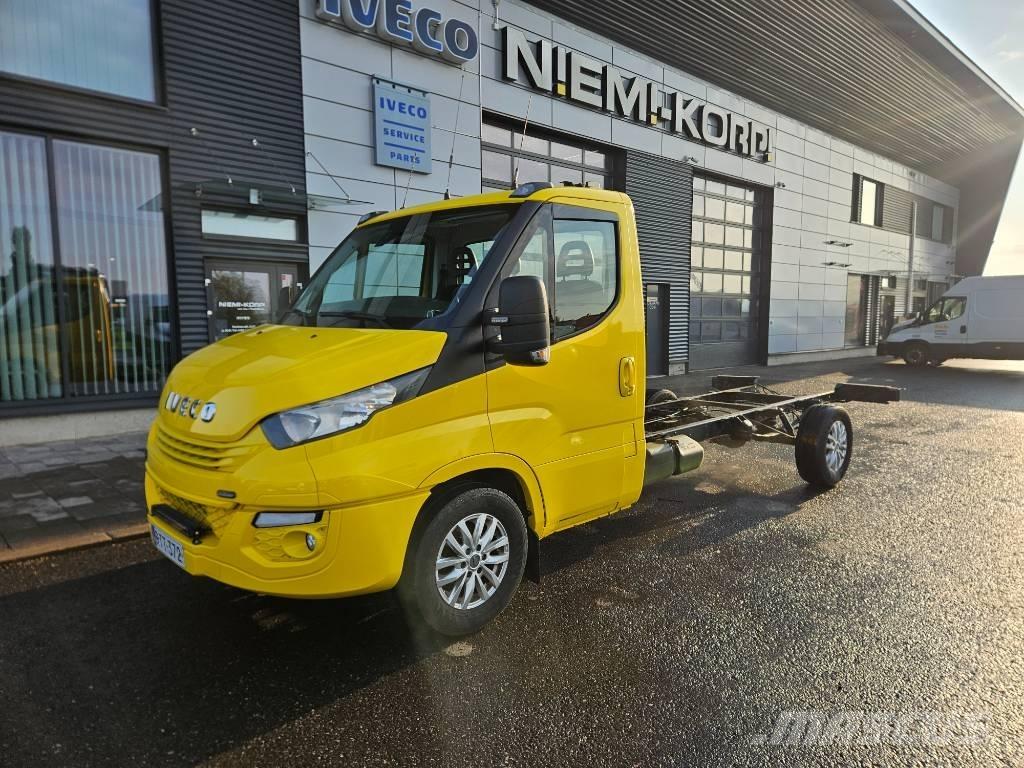 Iveco 35S18 Zabojni kombi