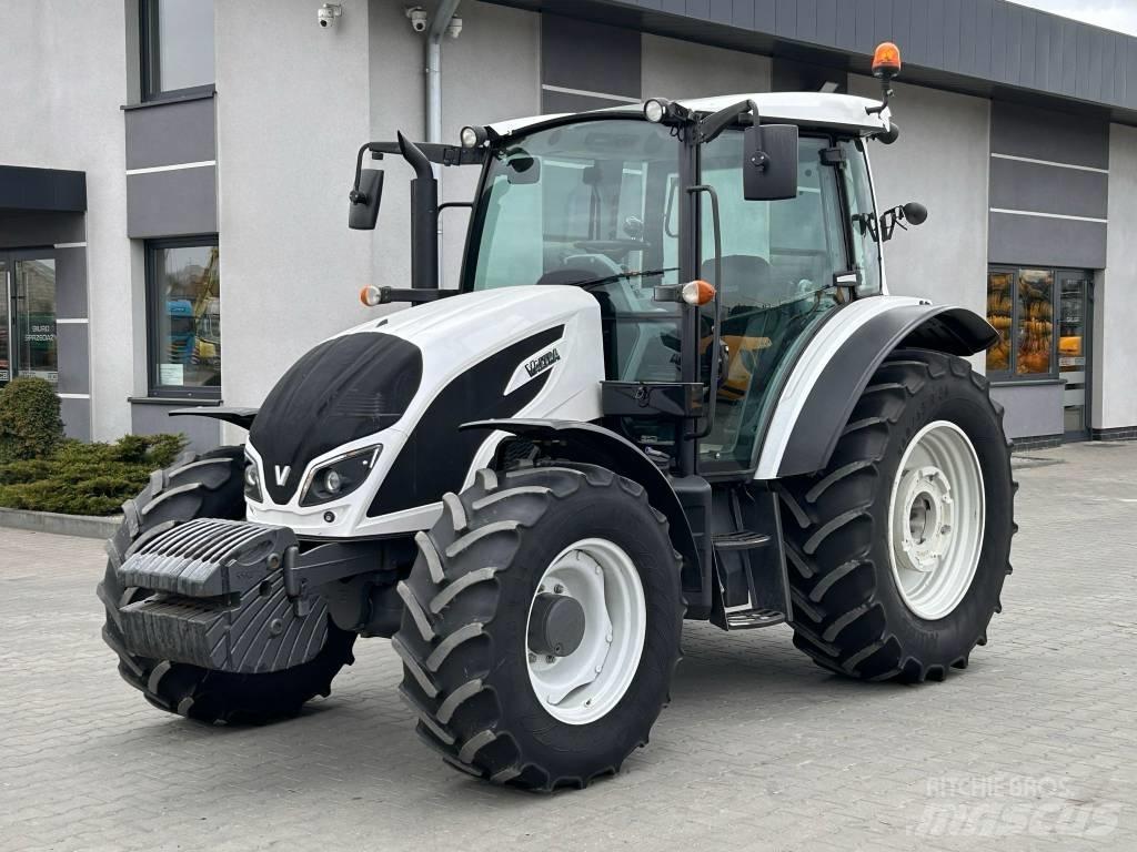 Valtra A 134 Traktorji
