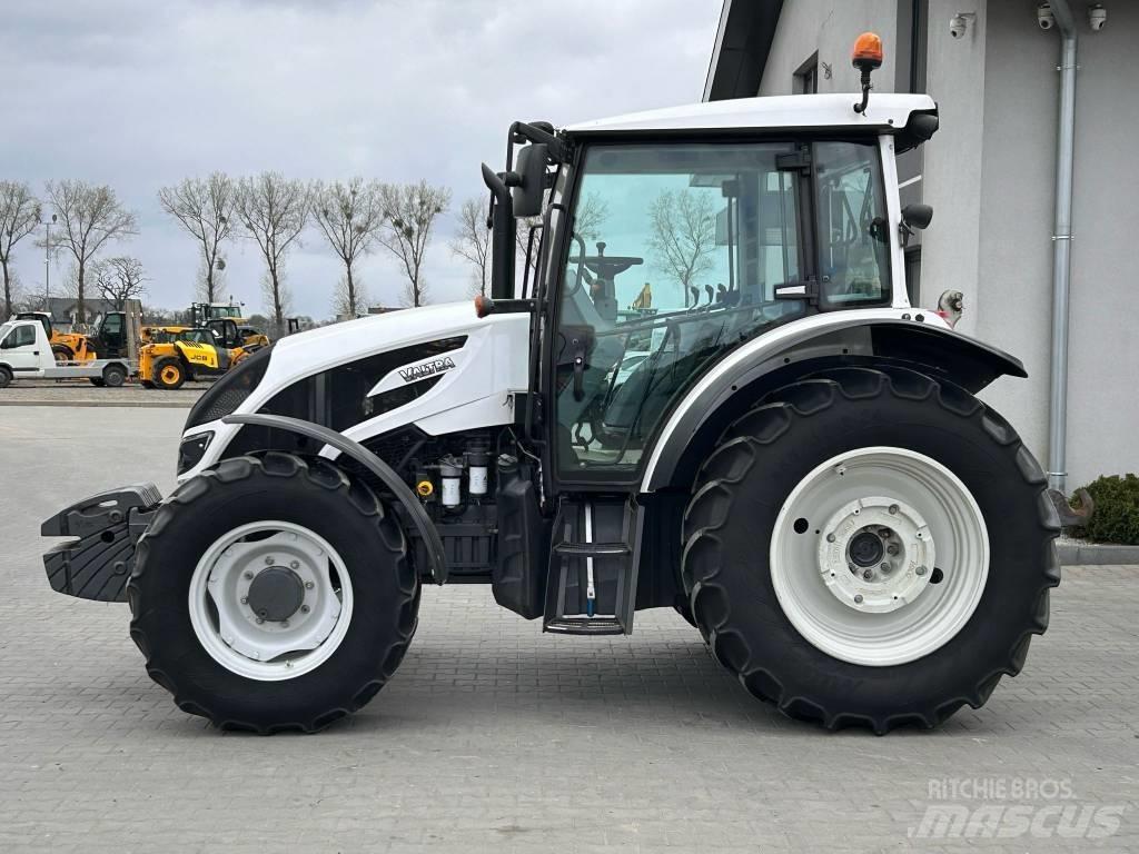 Valtra A 134 Traktorji