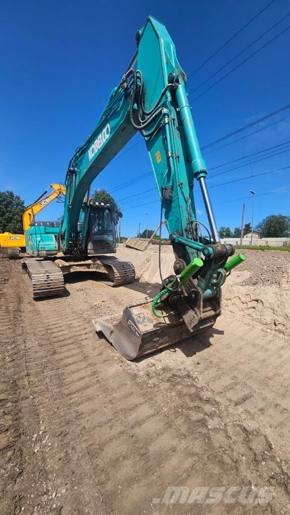 Kobelco SK 210 LC Bagri goseničarji