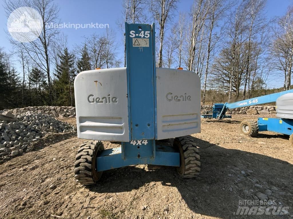 Genie S 45 Teleskopske dvižne ploščadi