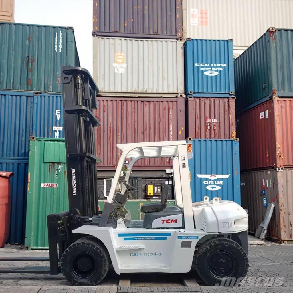 TCM FD 70 Z8 Tovornjaki zabojniki